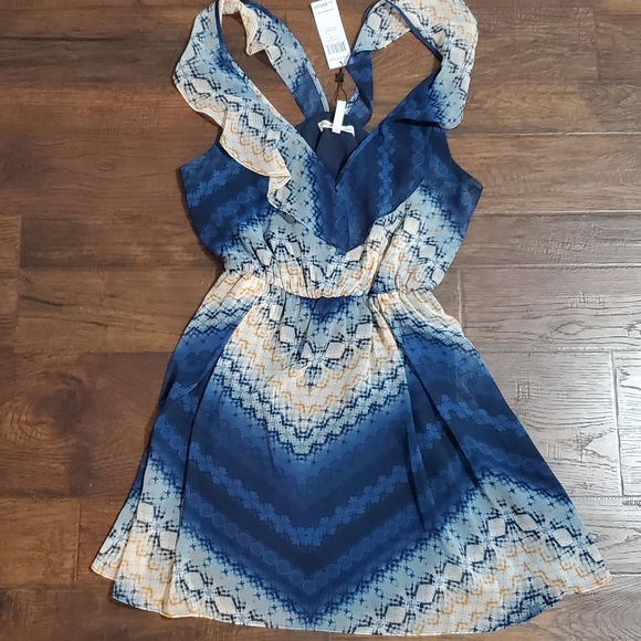 NWT BCBGeneration mini dress size S - Picture 3 of 5